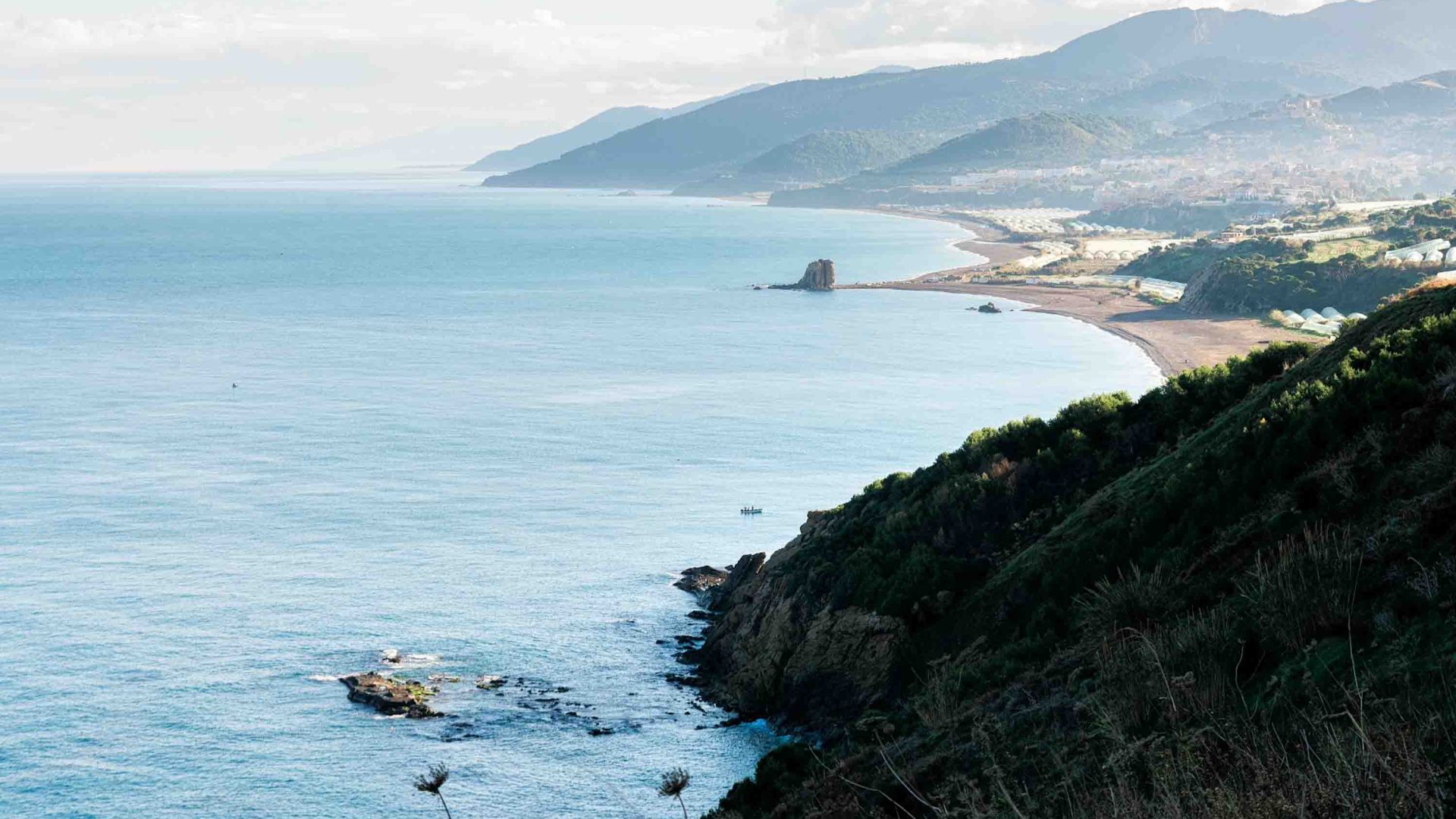 View of the Algerian coast with sea and beaches.